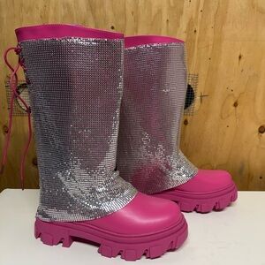 Rad Pink Bonika cape robin rain boots